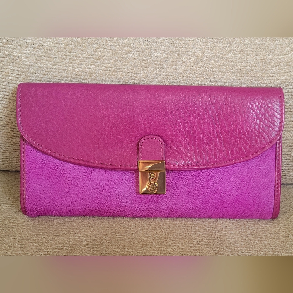 Tory Burch Pricilla Calf Hair Wallet - Picture 2 of 13